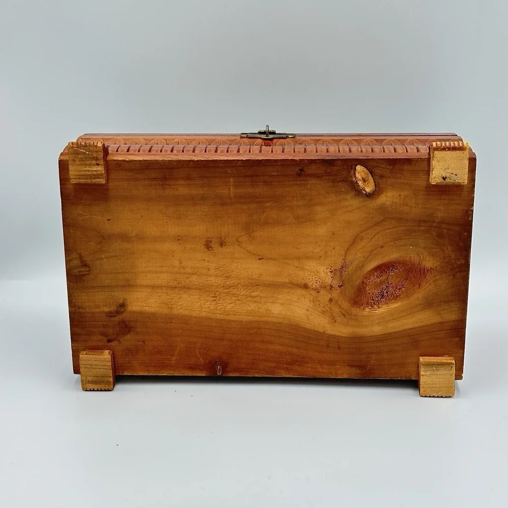 Vintage Carved Cedar Jewelry Box Country Scene Etched Mirror & Scalloped Feet